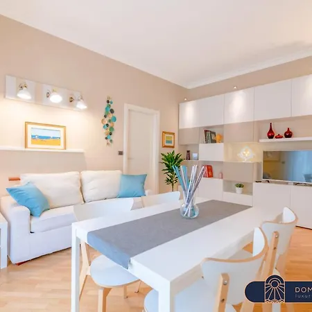 Modern To Relax In The Center Бари